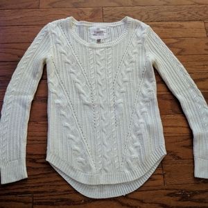 White SO scoop neck knit sweater - small - perfect pullover